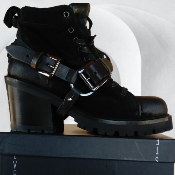 STEVEN by STEVE MADDEN 7 BLACK LEATHER BOOTS HARNESS STRAPS goth witch - Picture 4 of 16